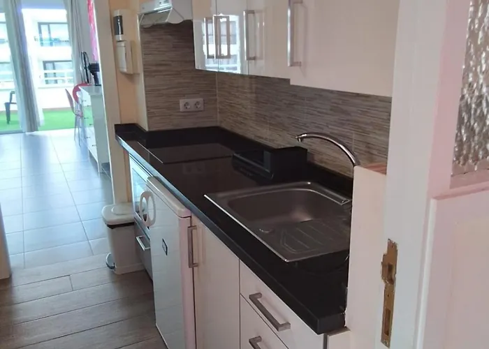 Bahamas Puerto * بويرتو ذي لا كروز